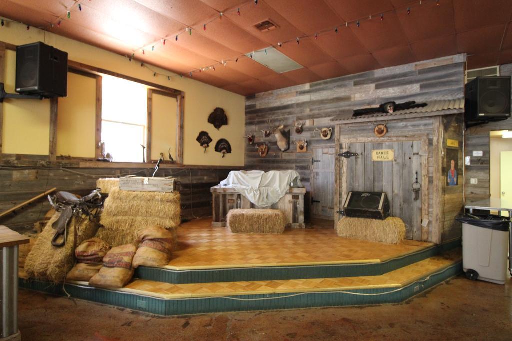 Travelers World Rv Resort San Antonio Extérieur photo
